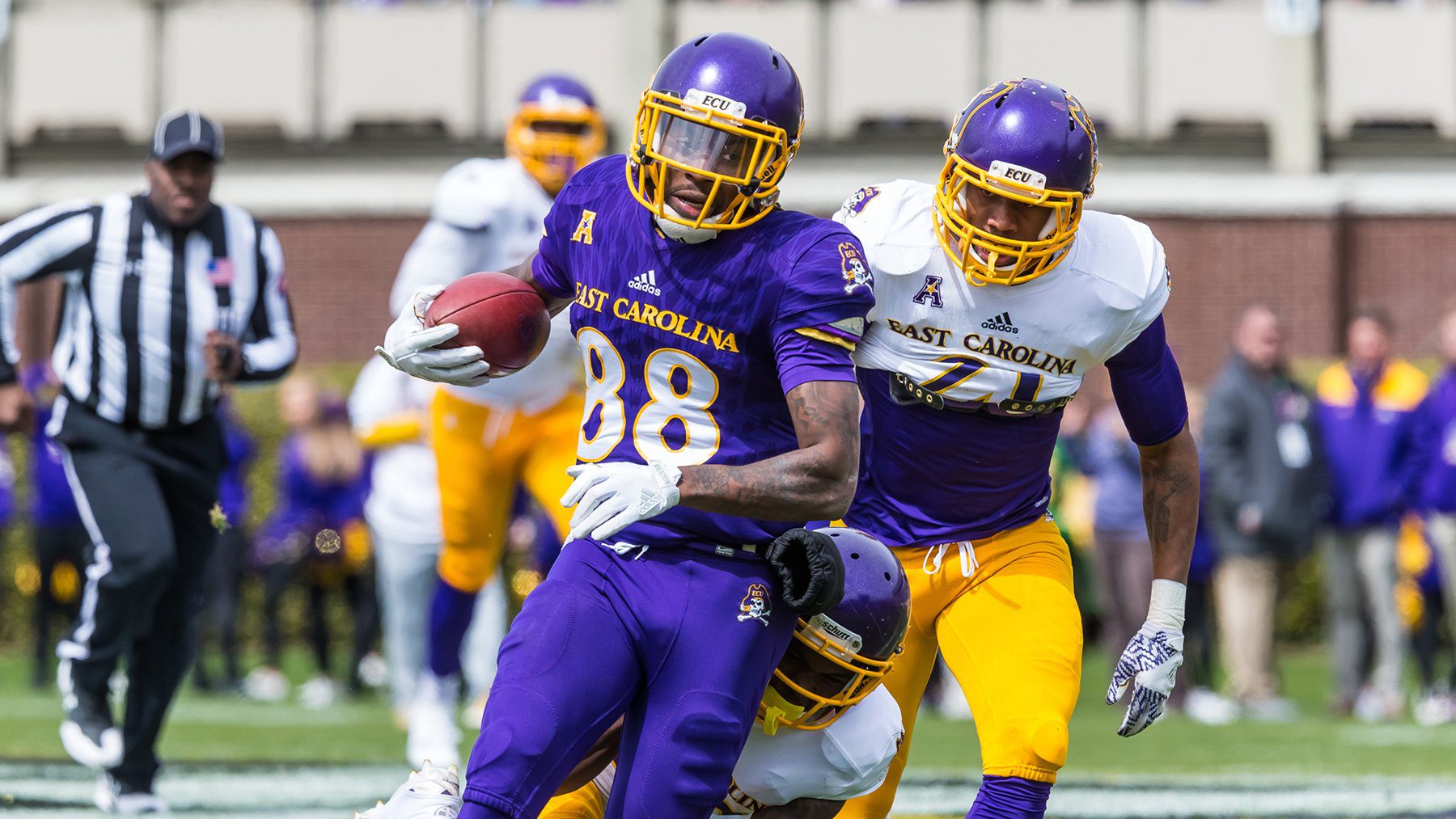 Young QBs, new defense show progress in ECU spring football game – The
