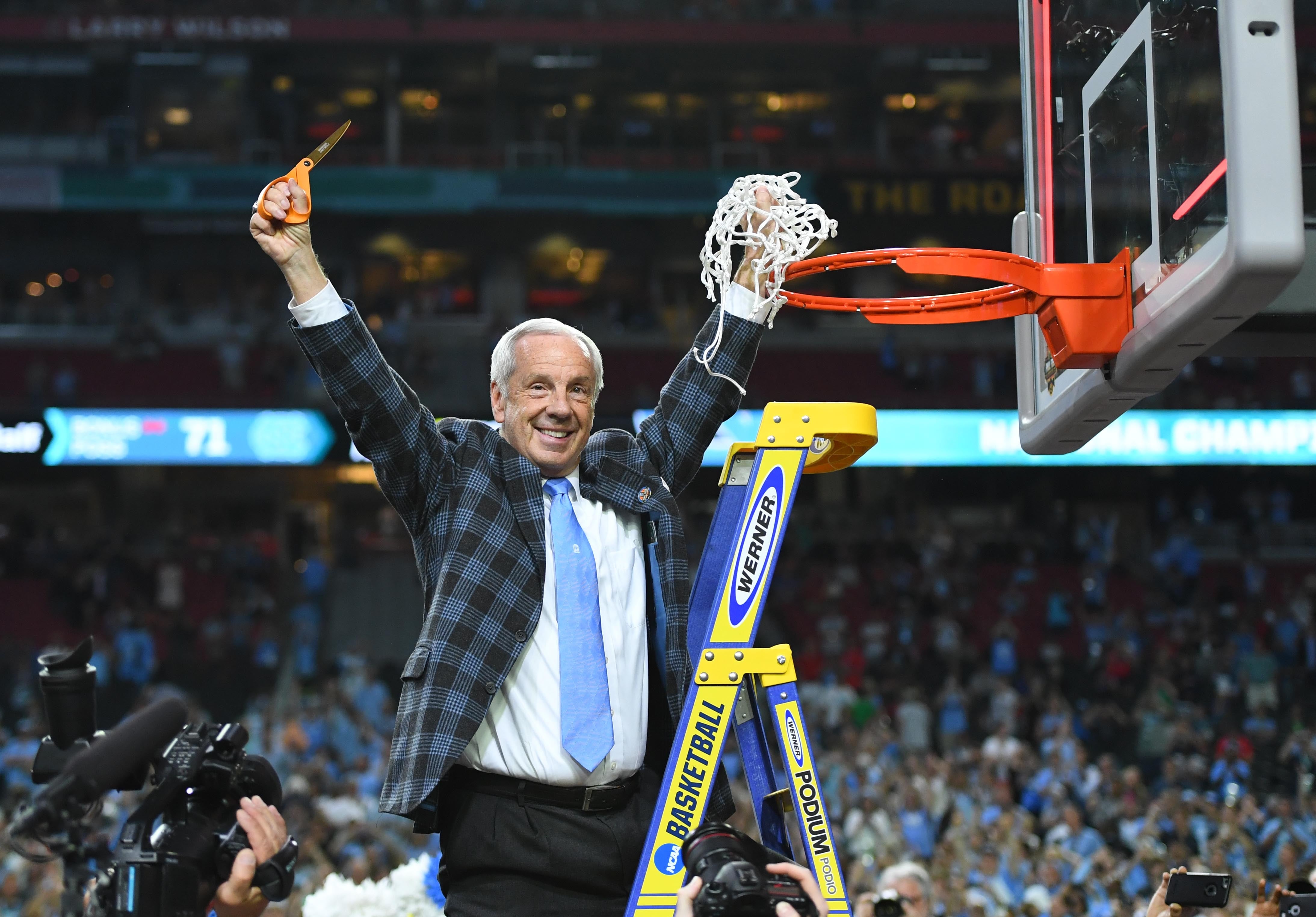 The floor is the Roy: UNC names Smith Center floor after Williams | The  North State Journal