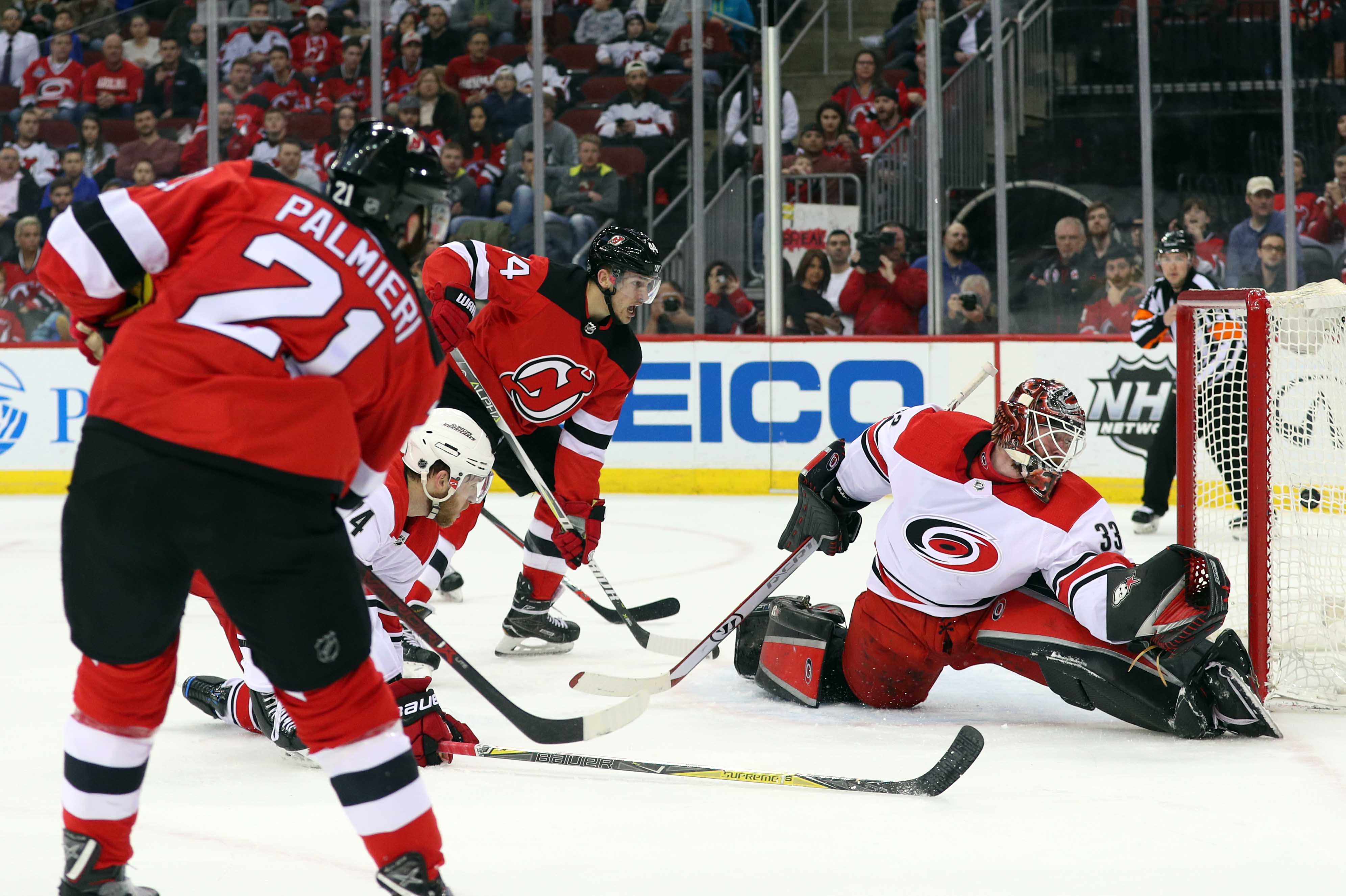 new jersey devils carolina hurricanes