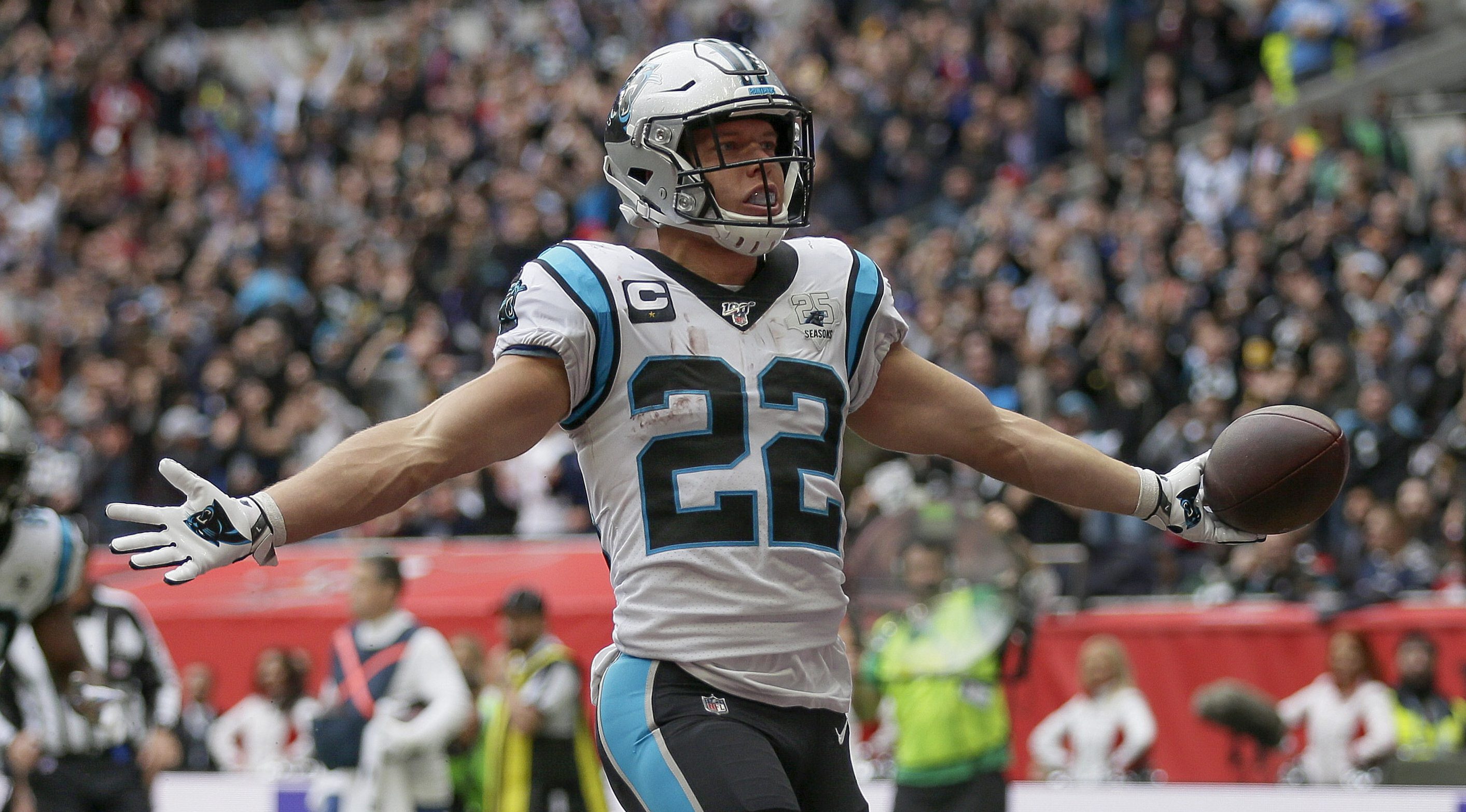 Christian McCaffrey scores 2 TDs to lead Panthers past Buccaneers