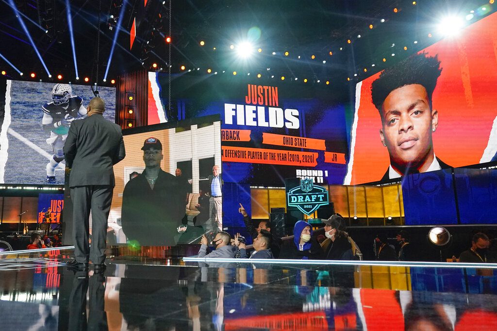 Ohio State football's Justin Fields on 2021 NFL Draft slide: 'It was God's  plan for me to be a Bear' 