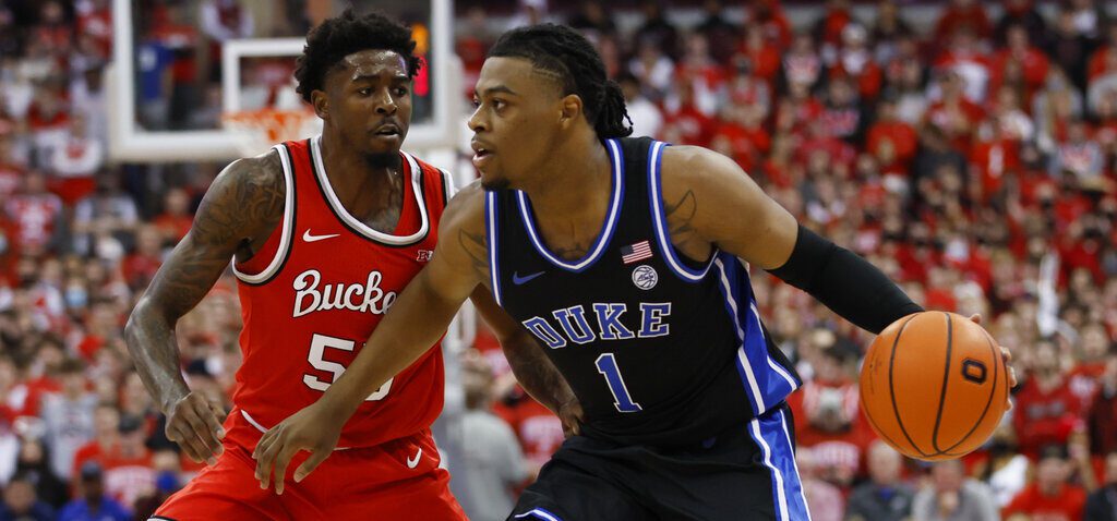 College basketball roundup: Duke blows 15-point lead, loses at Ohio State | The North State Journal