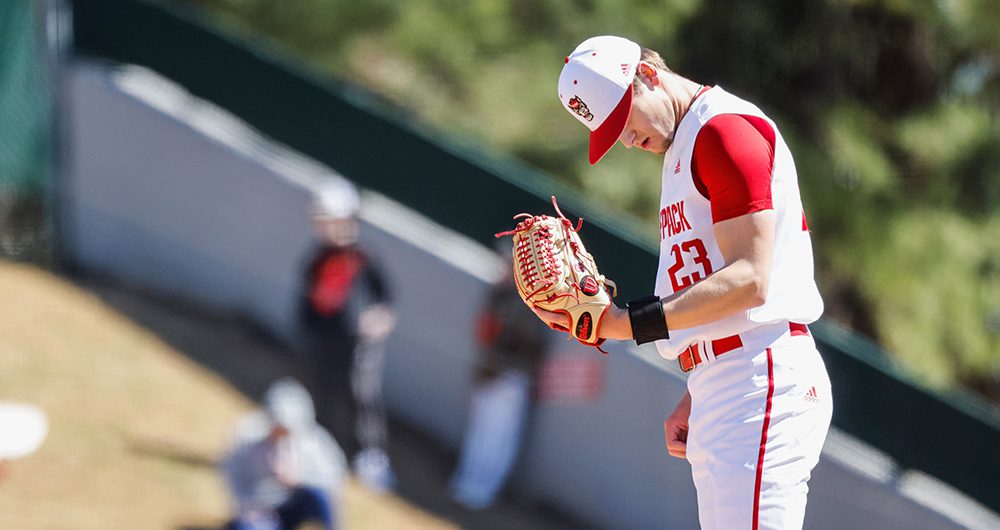 Vanderbilt Baseball Debuts Wearable Device That Signals The
