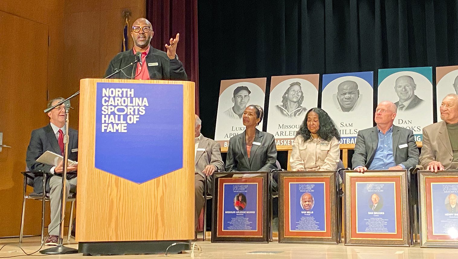 Torry Holt comes full circle with NC Sports Hall of Fame induction