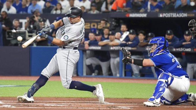 MLB roundup: Cal Raleigh, Mariners manhandle White Sox