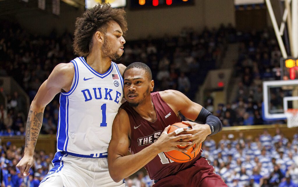 College Basketball Roundup: No. 15 Duke goes young in win | The North State Journal