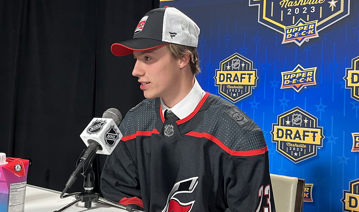 Hurricanes Select Sniper Bradly Nadeau With 30th Overall Pick The