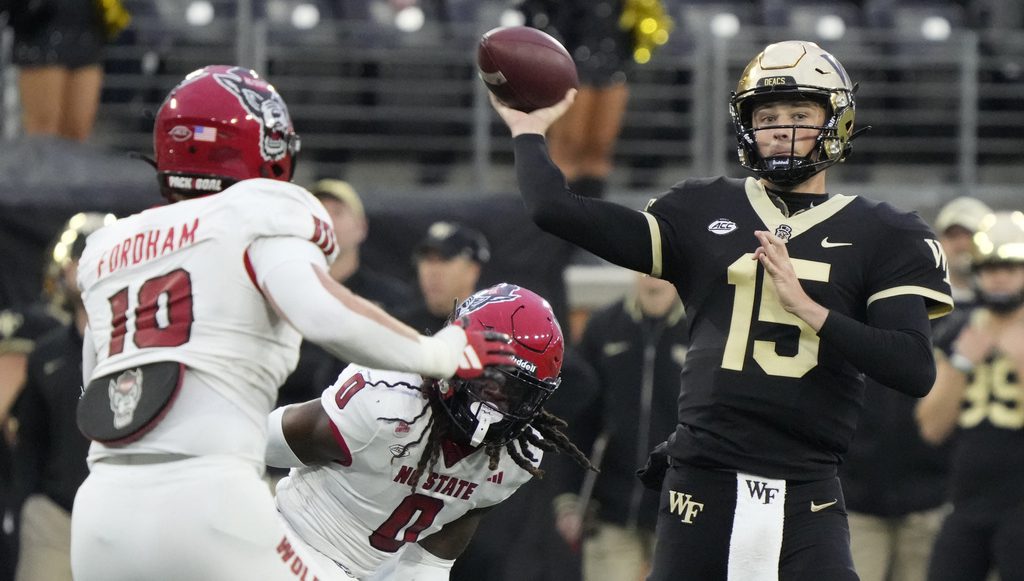 Texas A&M Football: HC Mike Elko set to face QB Riley Leonard in 2024