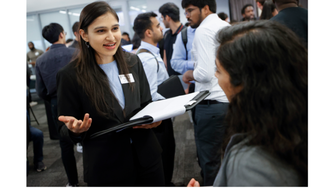 A10 BizD.JobFair
