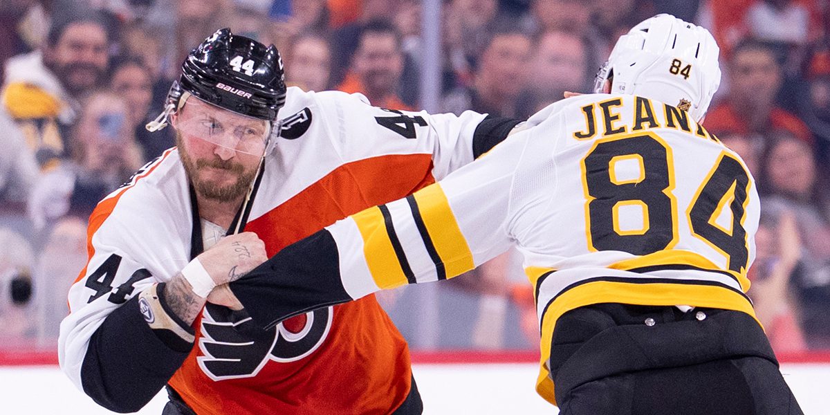 Hurricanes make one move, add Deslauriers before trade deadline